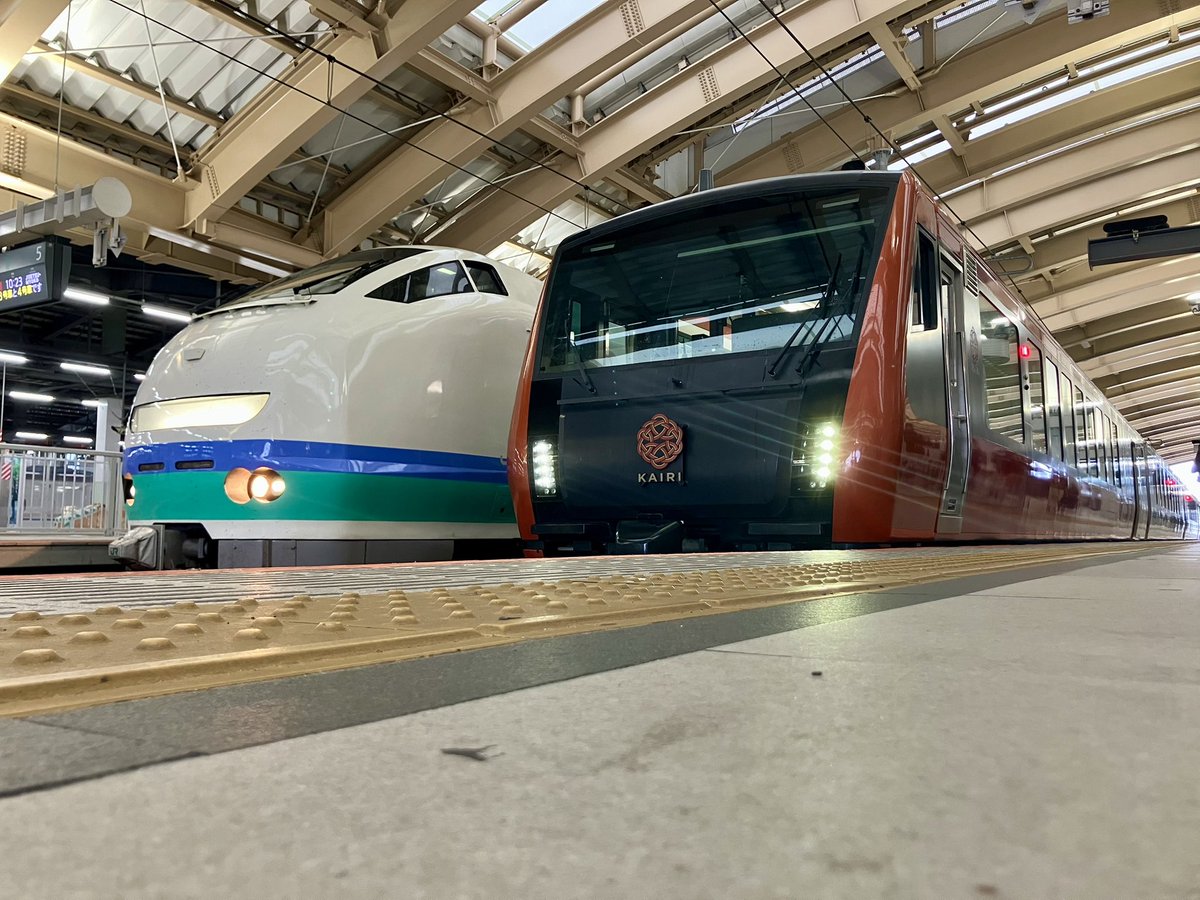 T400kei's tweet photo. E653あれだけカラバリあってしょっちゅう甲種来てSLをはじめとする観光列車いっぱいいて3セクもあって貨物もいろんな釜いて工場線もあって新潟にしかいないような特殊仕様普通列車いるのに撮るものがないつまらないとか言ってるやつは多分だけど国鉄時代に生きててもつまらないと思う。 https://t.co/Qy1ukAbEWr