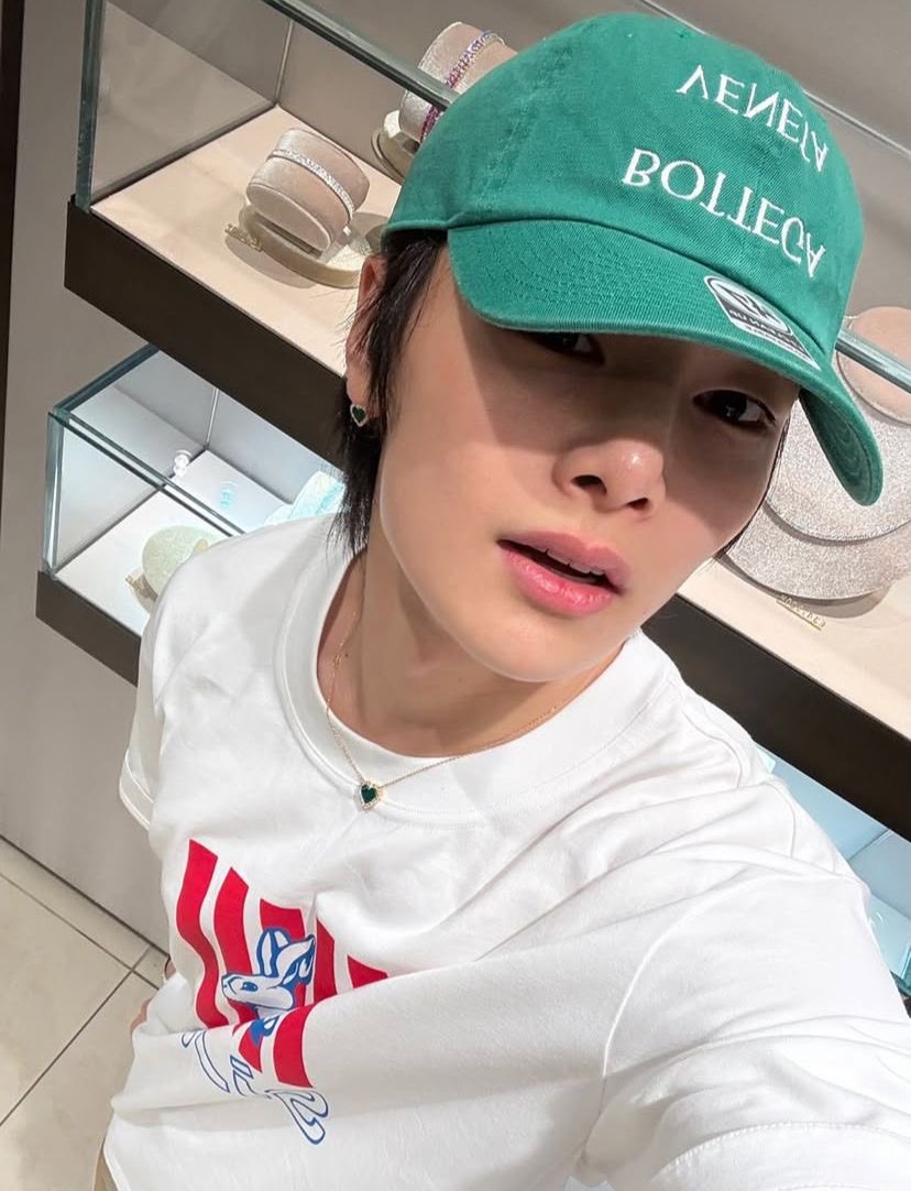 merneseadooo's tweet photo. friends request!
   
Name : Kasen Kawakami
Nickname : Kass, Kassy
Age : 22
Status : soltera, bi 
Zodiac : Leo
Height : 1,49
Fav color : baby pink 
   
(+) single mom, smoke, metrika, emilia mernes.

🩷 4 dm https://t.co/V91f2eLTVe