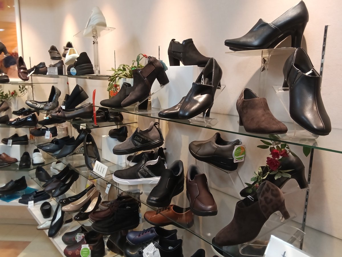 kikutashoes's tweet photo. #秋物入荷 !!
#新製品入荷 #秋物コーデ #靴 #靴屋 #靴店 #下通 https://t.co/B7aDICK58E
