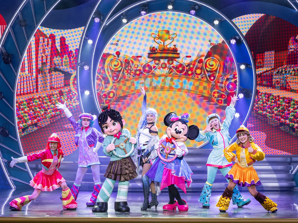 DtimesJP's tweet photo. 東京ディズニーランド「The D-Groovationz4 Live: Happy! Funky! Groovy! Tour」
舞台は『シュガー・ラッシュ』の世界へ！
ヴァネロペとミニーが疾走感あふれるパフォーマンスを披露☆
https://t.co/kVD0DruKzs https://t.co/R3ISUZyqy6