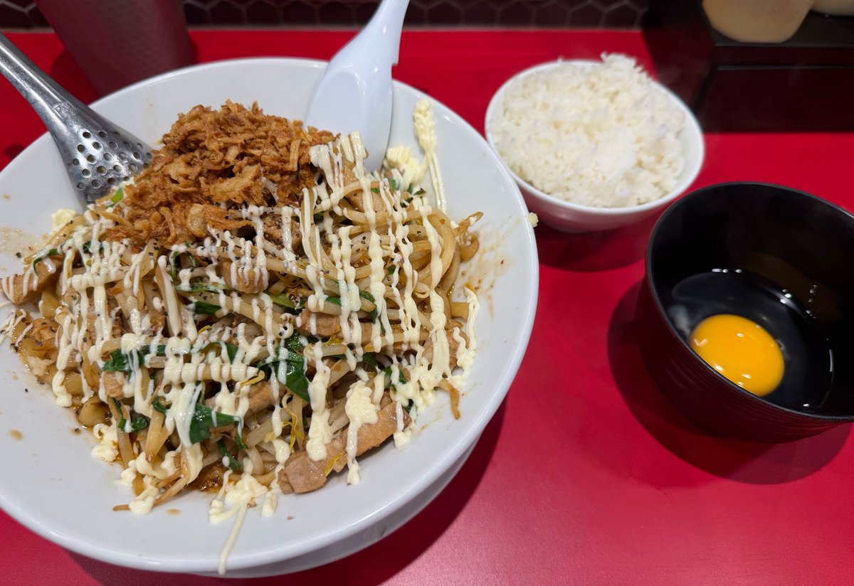 1125knt's tweet photo. すず鬼直伝 スタミナらーめん かわさ鬼　汁なしセット
#スゴすぎドカ食いウィッチーズ　#MBWラーメン部 https://t.co/5tGHFVzZEd