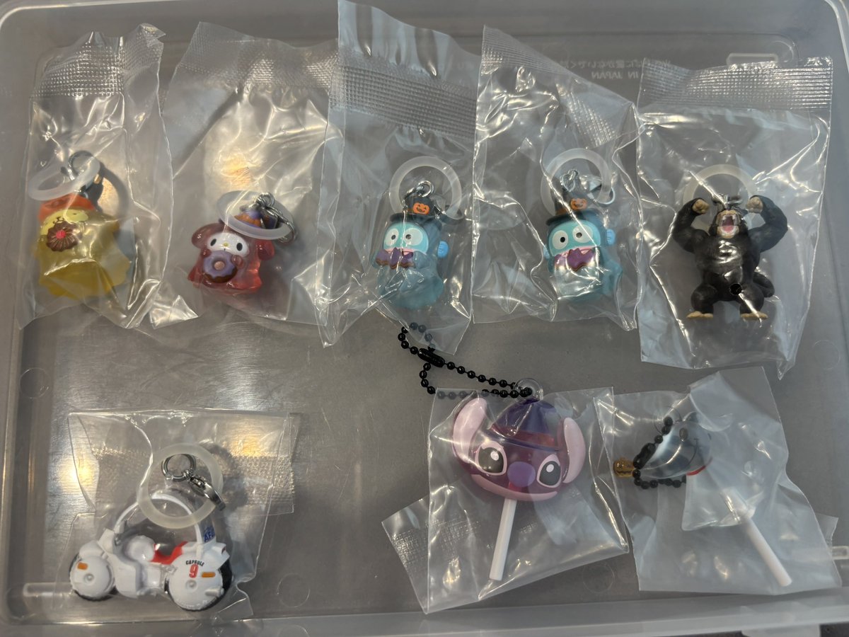 tsp_card's tweet photo. めじるしアクセサリー　キーホルダー　ガチャ　交換
譲
・写真の物（ヒスミニ、ズートピア2、アンパンマン、たまごっち、サンリオ、おさるのジョージ、ディズニー、トーマス、しまじろう、スヌーピーなど）

求
・ヒスミニ→テディー、リトル
・トイストーリー
・買取（3枚目右側を1点でも抱合せ求） https://t.co/JXjpVEcCvi