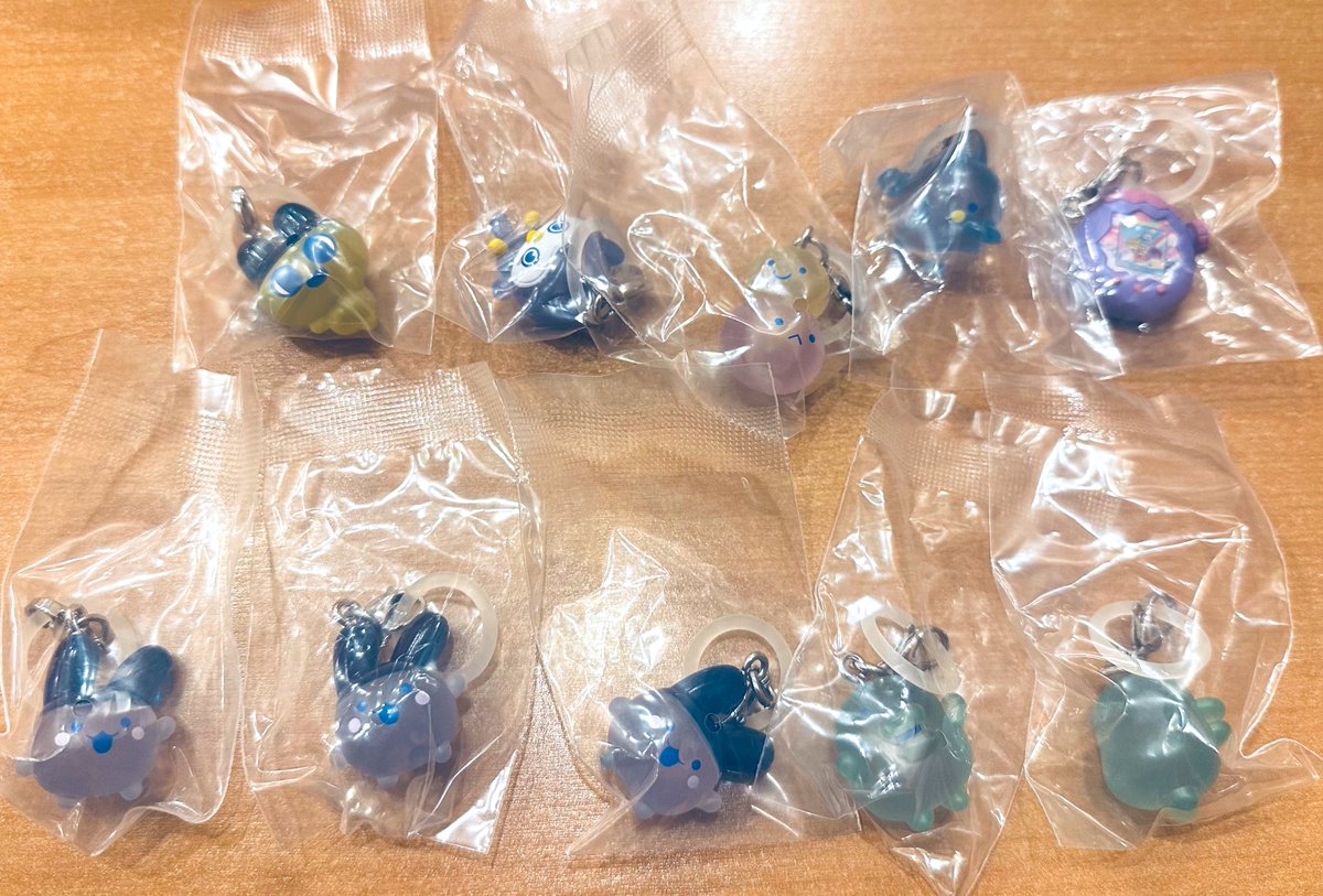 Nin35168's tweet photo. 【交換・譲渡】たまごっち　めじるし　

【譲】いるかっち、べびまるっち、くちぱっち×2、みみっち×2、ほーほっち、たまパラ紫
【求】みゃおっち×4＞定価+送料

郵送のみ
まとめての方優先
ゆうちょ振込可能な方

検索からもお気軽にお声掛けください https://t.co/QHikuTd3um