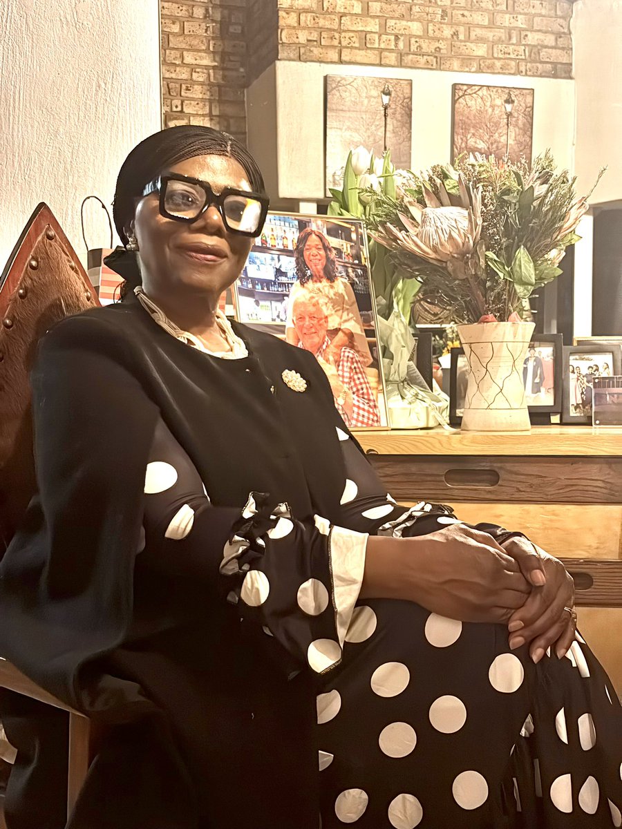 ThuliMadonsela3's tweet photo. Whoever you are and wherever you are, may love, joy and peace be with you #DailyThought💡#Padkos4Life🦋 https://t.co/LczCayI6iV