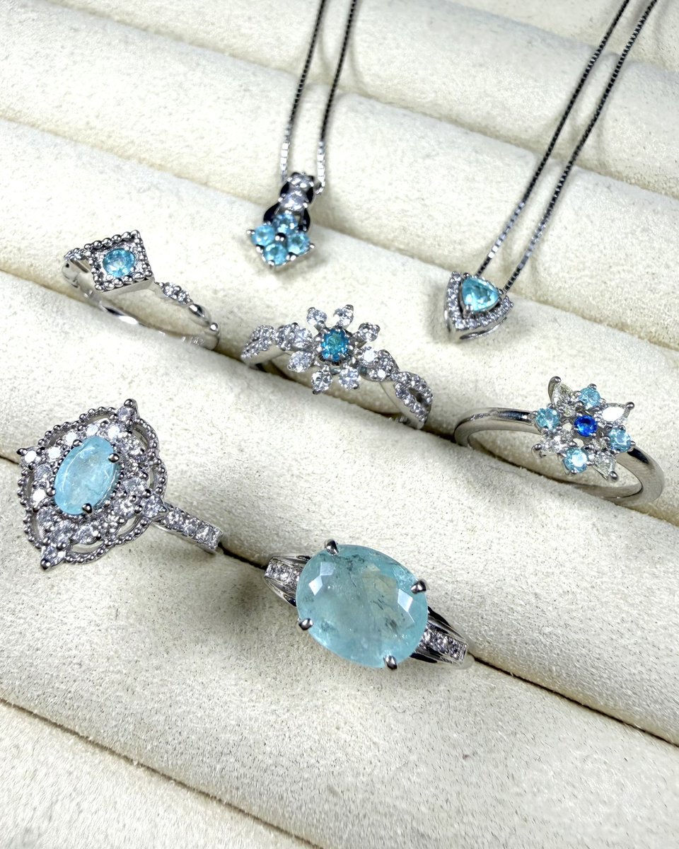 JEWELRY_LAND_jp's tweet photo. 在庫品改めてリポストして行きます！
21時から！
お問い合わせ等もお気軽に👍

ハーフ系はあまり在庫ありませんが、
パヴェ系、色石系と
パライバが数点✨
どれもやりすぎたセール価格なので今のうちです！ https://t.co/h1DvISrzdJ