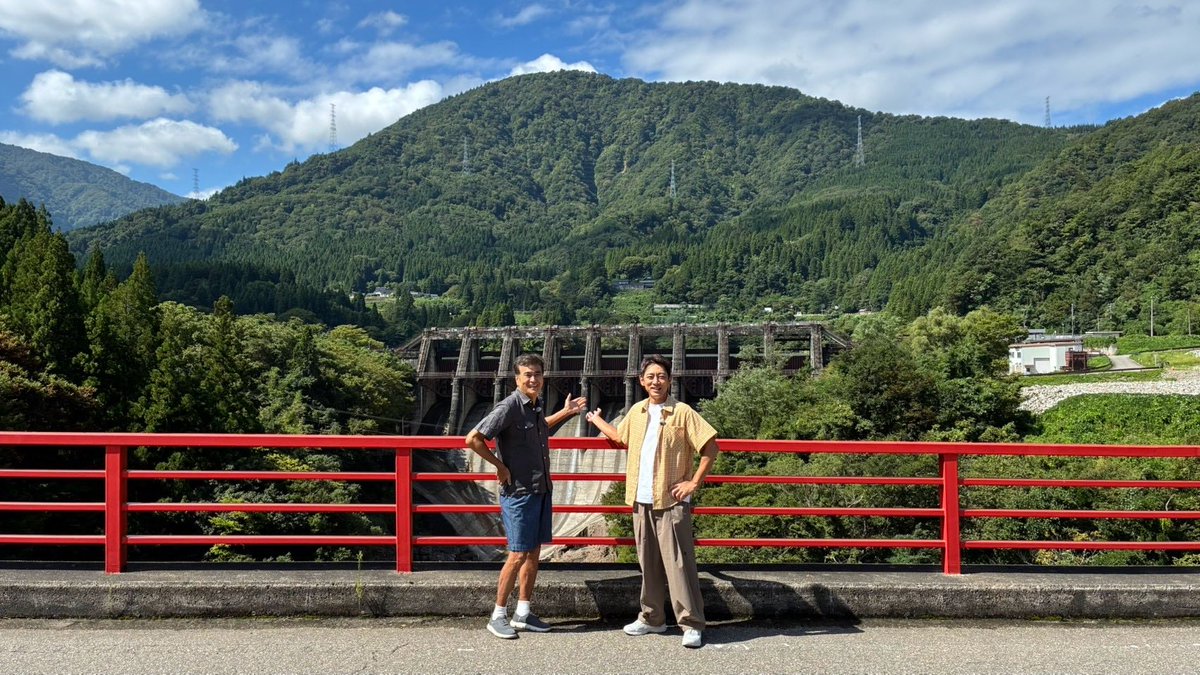 tondemita_EX's tweet photo. 『#火曜の良純孝太郎』
このあと夜7時〜📺✨

#石原良純 #小泉孝太郎 が
富山・飛騨高山を大冒険‼️
新名称 #富山高山すし空港 の謎を追う✈️

江戸時代、
命がけで塩ブリを運んだ #ブリ街道
 その歴史をたどると…
富山県&amp;岐阜県・飛騨高山の 360年以上続く深い絆が明らかに🔍 https://t.co/1zUfN2kEyI