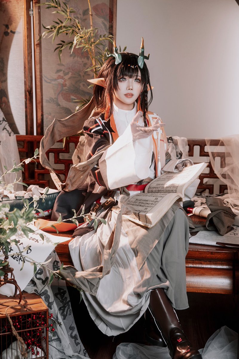 MOMO___0w0's tweet photo. #明日方舟 #颉

https://t.co/iyvR8JsHdD https://t.co/wJENOzEnEl
