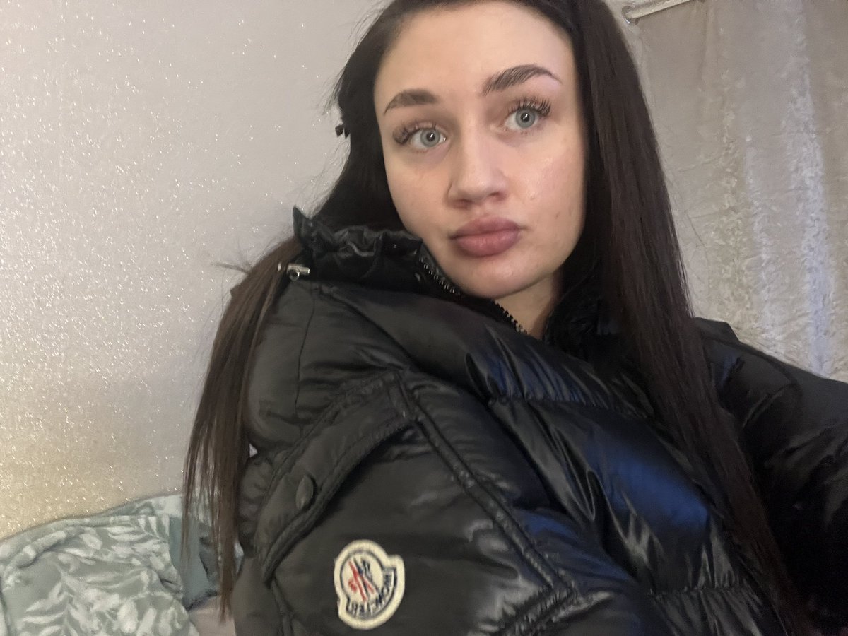 GoddessJ2202's tweet photo. Puffer wants… puffer gets 🤷🏽‍♀️ https://t.co/pktmhDOCmF
