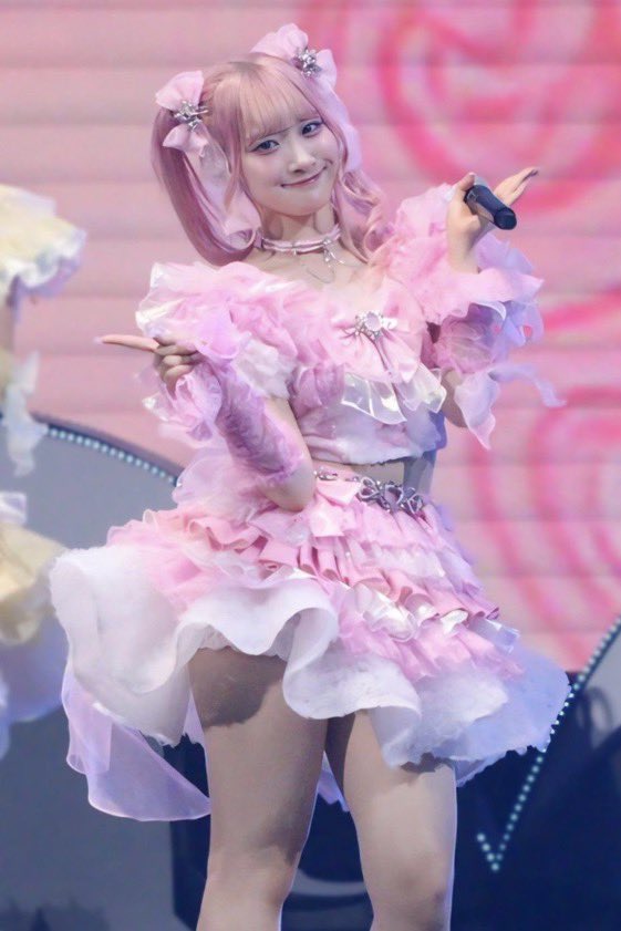 yuruuuufuwa's tweet photo. ＝LOVEの生脚集⑦ https://t.co/n7VK6j9ErA