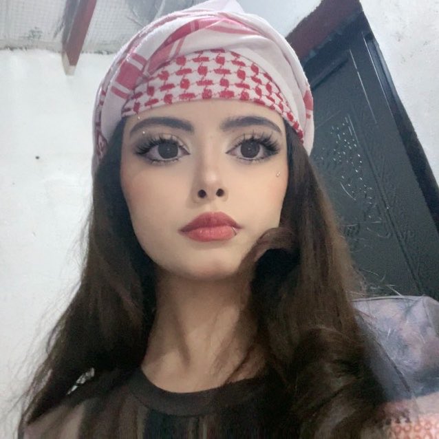 whyriize's tweet photo. ياجعله #الحادث هالنيقاب ليش هالجمال ينكتم 

                      #٢٠٣٠_بلا_نقاب #بلا_ن #niqabdisband https://t.co/eegjK9SWTV
