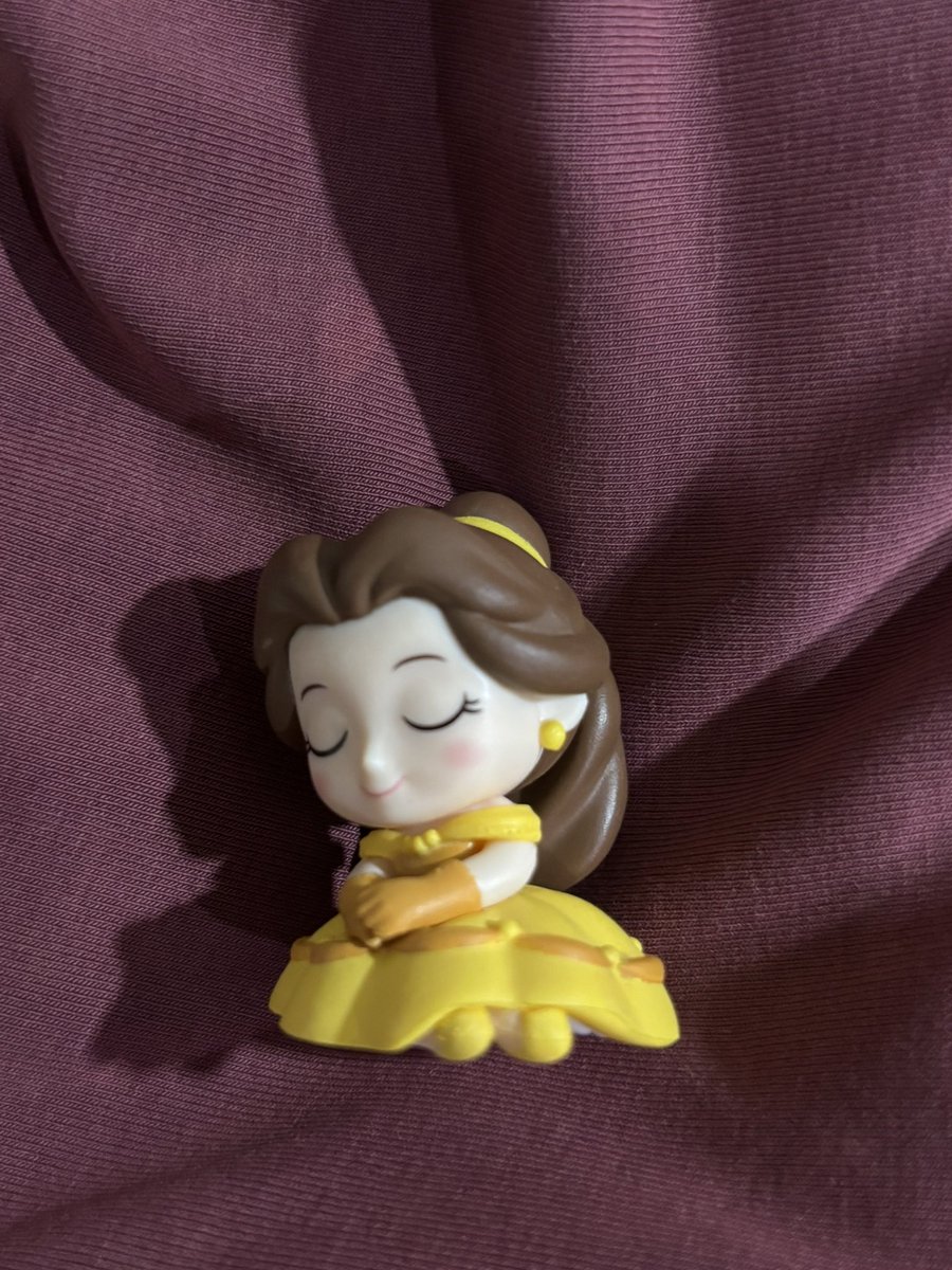 Miiro_1983's tweet photo. チークがとてつもなくかわいい似合ってる߹𖥦߹ https://t.co/CNOxlltI0L