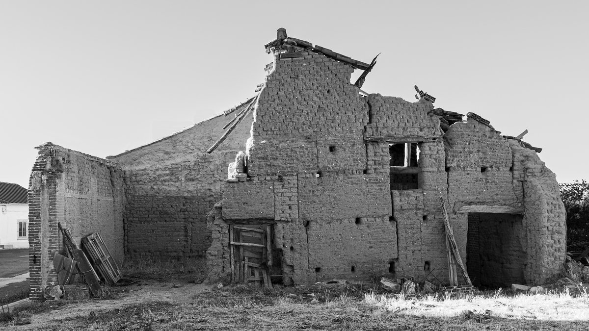 alfanuin's tweet photo. Adobe Illustrator
#adobe #pueblos #rural #blackandwhitephoto #ruinas
https://t.co/BibkmzPXM3 https://t.co/ZIj3cEZVjQ