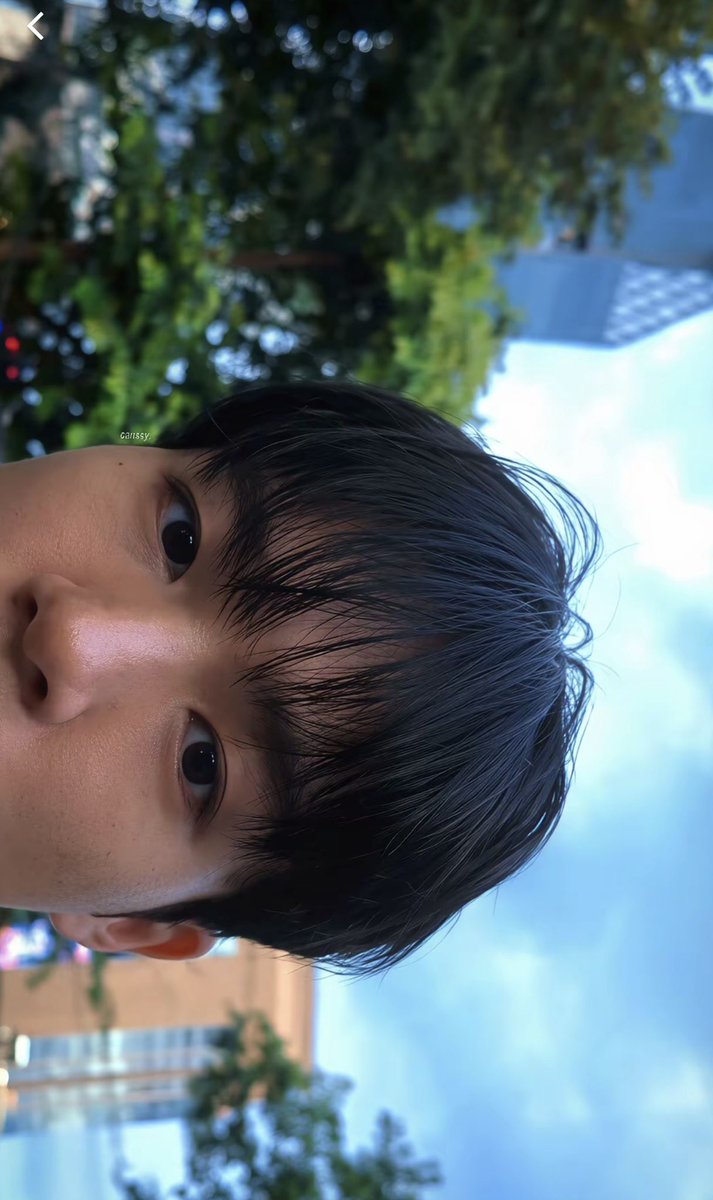 lee423jn's tweet photo. high quality pics of high quality boy…..jeno is the prettiest https://t.co/mOzzZCUFMZ