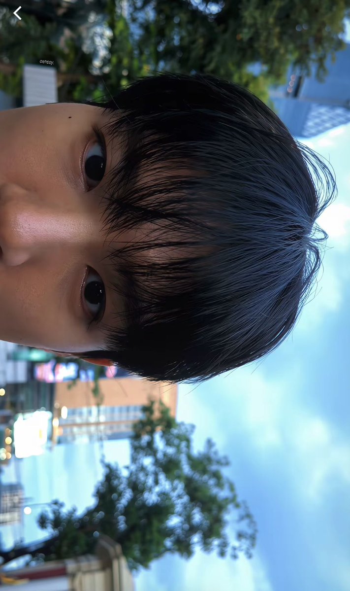 lee423jn's tweet photo. high quality pics of high quality boy…..jeno is the prettiest https://t.co/mOzzZCUFMZ