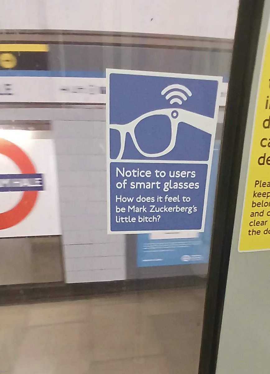 NoContextHumans's tweet photo. Safe to say, not everyone is a fan of meta glasses 🤣 https://t.co/6ftKefUTKn