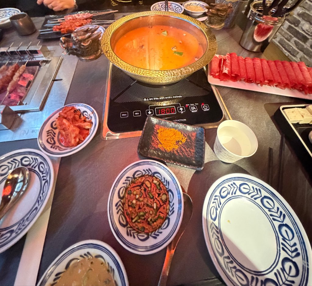 binfi032's tweet photo. 먹으러옴…🥹 https://t.co/6ggKKXddMR