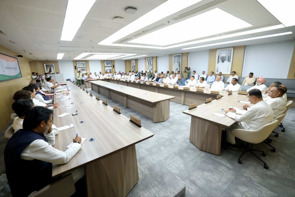 kcvenugopalmp's tweet photo. Under the leadership of Hon’ble Congress President Sh. Mallikarjun @kharge ji, CPP Chairperson Smt. Sonia Gandhi ji and LOP Sh. @RahulGandhi ji, attended the Congress Working Committee meeting at Indira Bhavan, New Delhi. 

Today, our agenda was clear - to discuss the next steps we must take in our agitation against CEC Gyanesh Kumar’s blatantly unconstitutional assault on our electoral framework. 

Since 2024, we have been exposing how voter rolls were manipulated and elections were rigged - as directed by Modi-Shah. 

This is an existential threat to our Constitution, and we cannot sit idle while a highly sophisticated conspiracy to demolish it bit by bit is orchestrated.