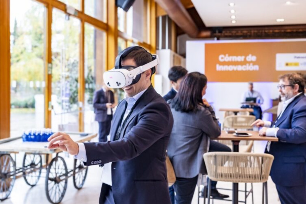 Fedit's tweet photo. En #meetechSpain2026 se ven y se tocan los #demostradores y #tecnologías que resuelven los retos del #futuro

➡️ https://t.co/6TtPNz6Yi6 🔬

#meetechSpain #CentrosTecnológicos #TransferenciaTecnológica #GeneraciónDeConocimiento #InnovaciónConImpacto https://t.co/VRu1fpoXue