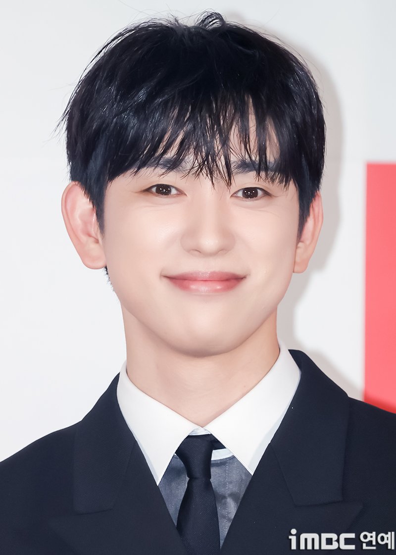 imbcenews's tweet photo. [포토] 박진영, 진실된 눈빛
#박진영 #배우 #용산CGV #100일의거짓말 #제작발표회 #iMBC연예

배우 박진영이 29일 오후 서울 용산CGV에서 열린 tvN 새 토일드라마 ‘100일의 거짓말’ 제작발표회에 참석해 포즈를 취하고 있다.

🔗https://t.co/SC0Zr4oTZs https://t.co/fv8GJVcbBn