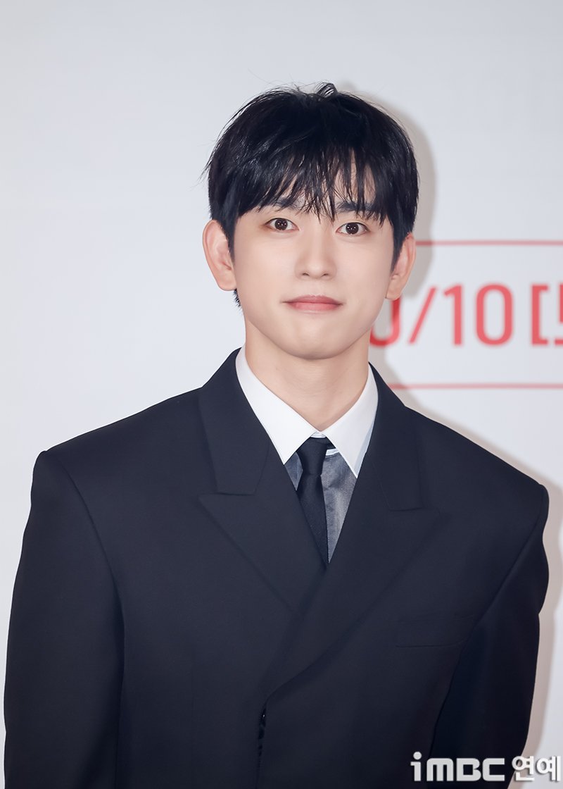 imbcenews's tweet photo. [포토] 박진영, 진실된 눈빛
#박진영 #배우 #용산CGV #100일의거짓말 #제작발표회 #iMBC연예

배우 박진영이 29일 오후 서울 용산CGV에서 열린 tvN 새 토일드라마 ‘100일의 거짓말’ 제작발표회에 참석해 포즈를 취하고 있다.

🔗https://t.co/SC0Zr4oTZs https://t.co/fv8GJVcbBn