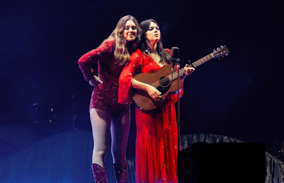 asmiasmina874's tweet photo. 📢 First Aid Kit In London Tickets
🗓️ Tue 29 Sep 2026 7:00 PM at Royal Albert Hall - London, LND

🎟️ Get Tickets at https://t.co/WbDtBxx8Tf

#FirstAidKit #FirstAidKitTickets #FirstAidKitLondon #FirstAidKitinLondon #ConcertTickets https://t.co/UVKAyaoAk9