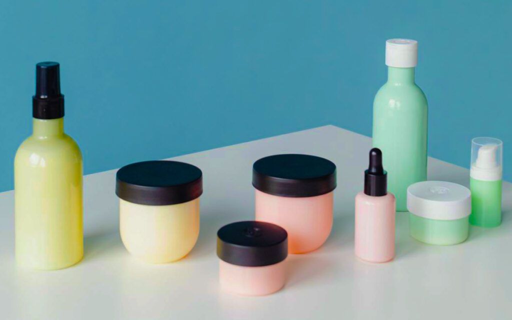 LifeScienceDN's tweet photo. The EU gave colour cosmetics until 2035 to remove intentionally added microplastics. Leave-on products get until 2029. A new piece argues those dates leave less room than they look, and that pharma should take note.  https://t.co/RYykA2v5S8 #PFAS #REACH https://t.co/MOxmGJk8la