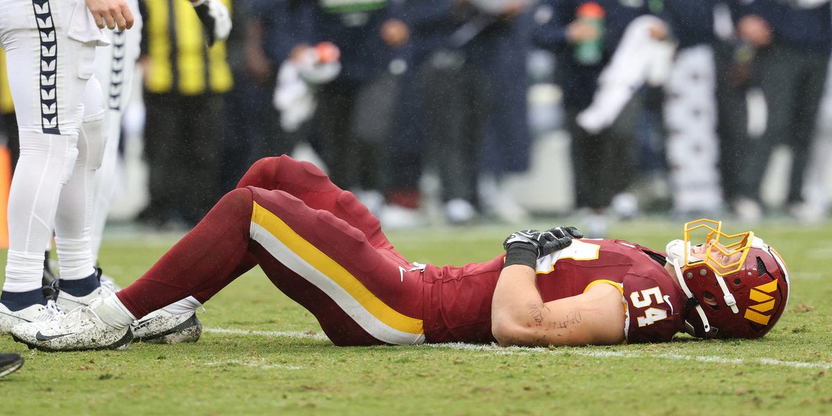 Washington_Wire's tweet photo. After undergoing season-ending neck surgery, Commanders LB Leo Chenal posts his gratitude on social media.

📸 Geoff Burke, IMAGN IMAGES via Reuters Connect https://t.co/dLN1QMwgft https://t.co/gMyIQnfqQD