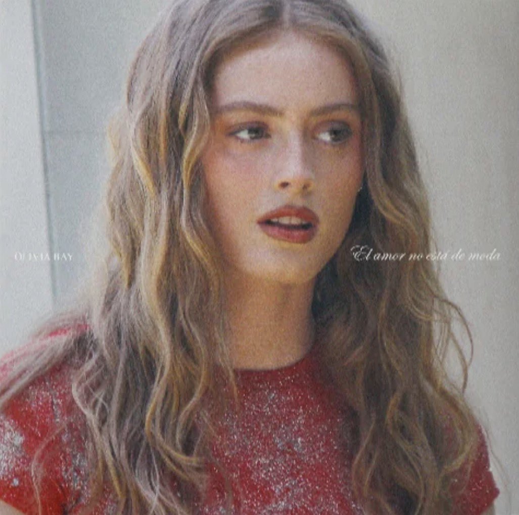 MovistarArenaEs's tweet photo. 😍 ¡Estamos deseando de escuchar esto! Olivia Bay anuncia ‘El amor no está de moda’, su primer EP. 

Todos los detalles: https://t.co/E78TxgtdHV https://t.co/UVfJPdOJKT