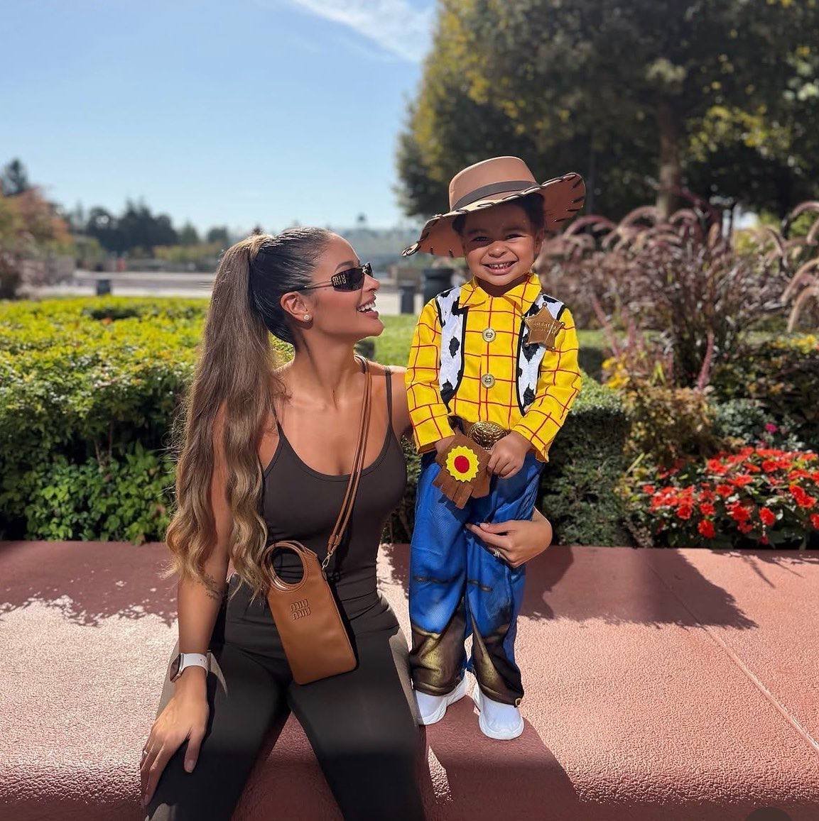 Barca1899Update's tweet photo. Rafinha's son dressed as Woody from "Toy Story." 🤠❤️ https://t.co/bMOMuwmZUx