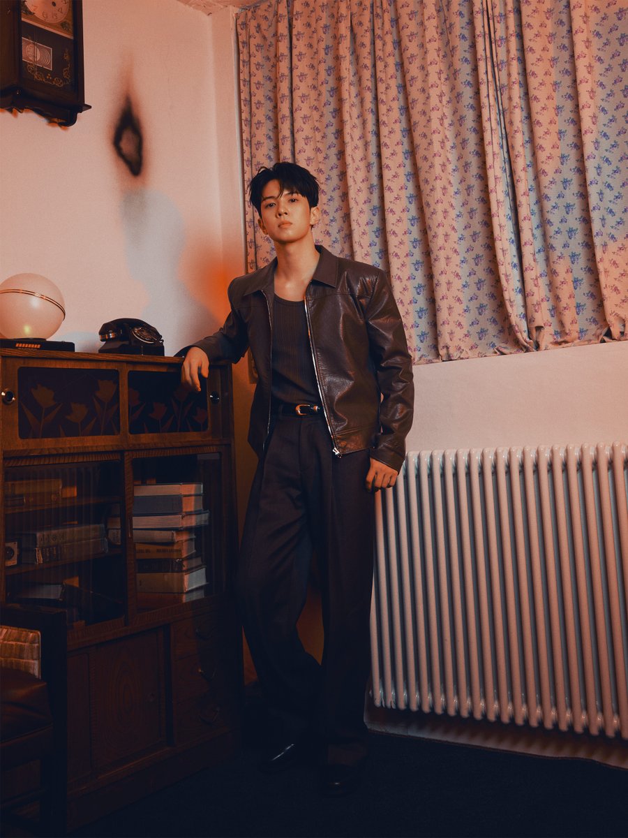 NFlyingofficial's tweet photo. 엔플라잉 (N.Flying) 9th Mini Album [Still]

Jacket Poster : Still Alive Ver.

#유회승

TITLE🕯️ 잔불 (Still)
ALBUM RELEASE🔥 2026.10.08 6PM (KST)

#NFlying #엔플라잉 #Still #잔불 https://t.co/GCWuTiIfDw