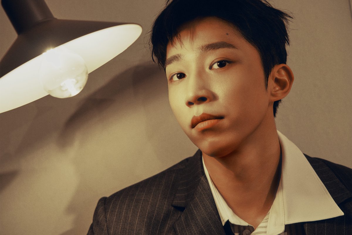 NFlyingofficial's tweet photo. 엔플라잉 (N.Flying) 9th Mini Album [Still]

Jacket Poster : Still Alive Ver.

#서동성

TITLE🕯️ 잔불 (Still)
ALBUM RELEASE🔥 2026.10.08 6PM (KST)

#NFlying #엔플라잉 #Still #잔불 https://t.co/2q3YdLFuYk