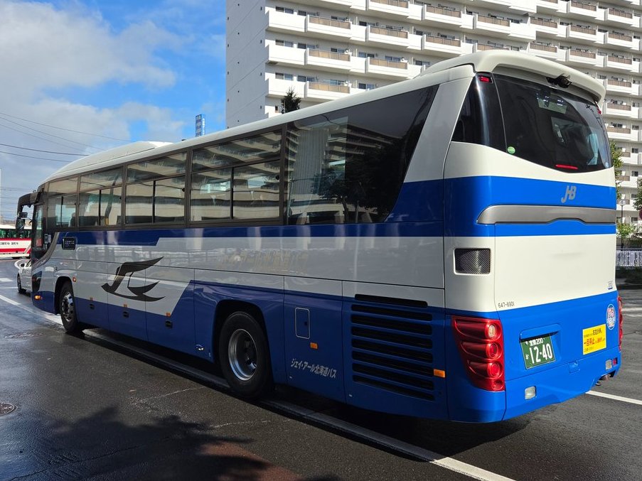 s200ka5367's tweet photo. 2026.9.29運行分：室蘭200か1240（647-8901）
#高速えりも号運用 #ジェイ・アール北海道バス高速運用 https://t.co/lS9Jt68um5