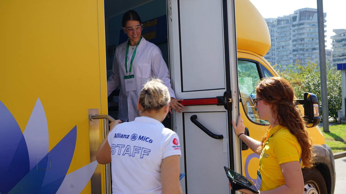 IDFEuropeBXL's tweet photo. ๐ Attending #EASD2026?
๐ Drop by our booth in the Community Plaza, get a health check at our Mobile Unit and don't miss our symposium on Thursday at 10:30 in the Oslo Hall!
#ScreeningWeek #KnowYourNumbers https://t.co/zF2AUzl4On