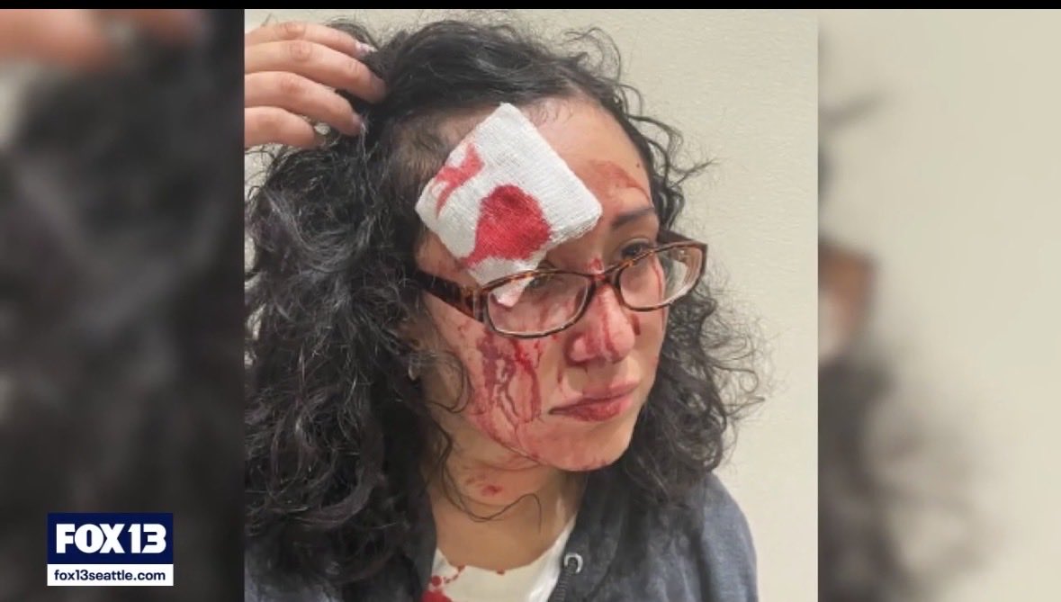 bitchyanon2u's tweet photo. @loafer415 Oh wow, no black people involved. https://t.co/KuDYsCL7HE