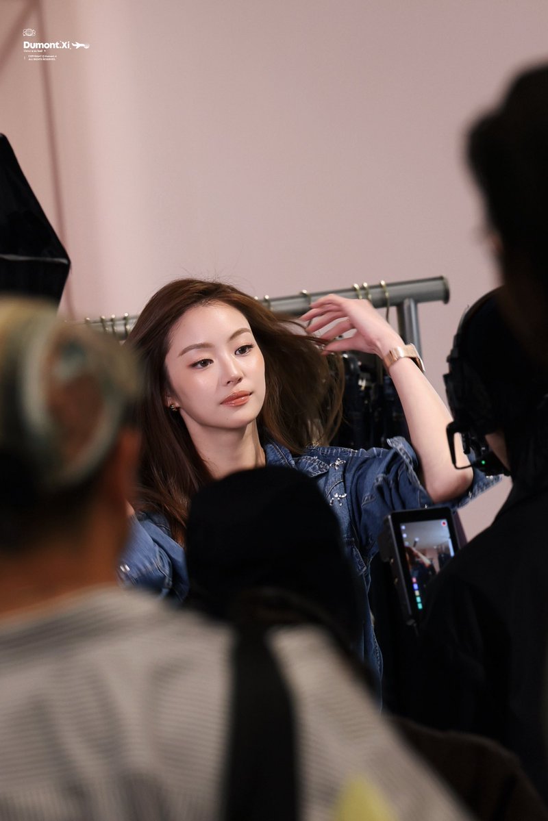 Dumont_Xi's tweet photo. 📸

MIU NATSHA AT AMR-POP UP HK
#AMRDeSaisonxMiu https://t.co/GXghiK5KRt