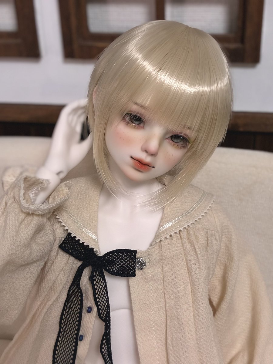 YnoDollacc's tweet photo. charmdollの首筋と鎖骨が好きすぎて...清廉なのにどこか淫靡さもあり...美しさがヤバみですごみで尊み🙏ありがたみ https://t.co/MoebdUJ2qO