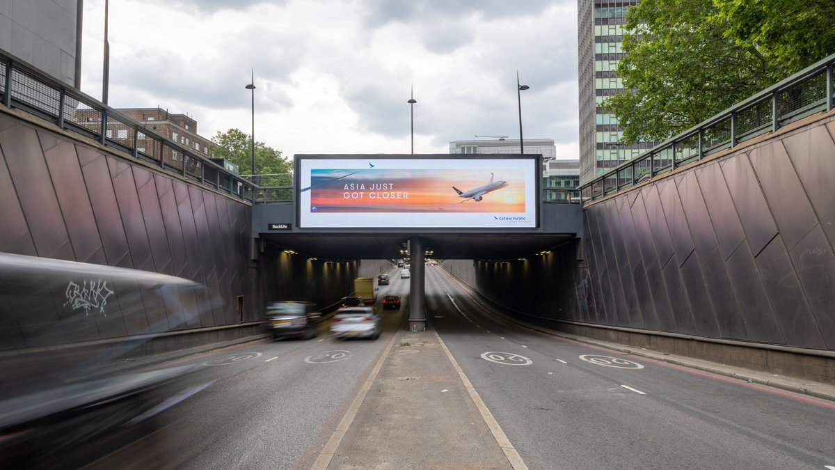 OutsmartOOH's tweet photo. 🔊@BackLite_Media upgrades Landscape Gallery portfolio in prime London gateways 🔗https://t.co/fXHEXSP00W https://t.co/gz2KVveVev