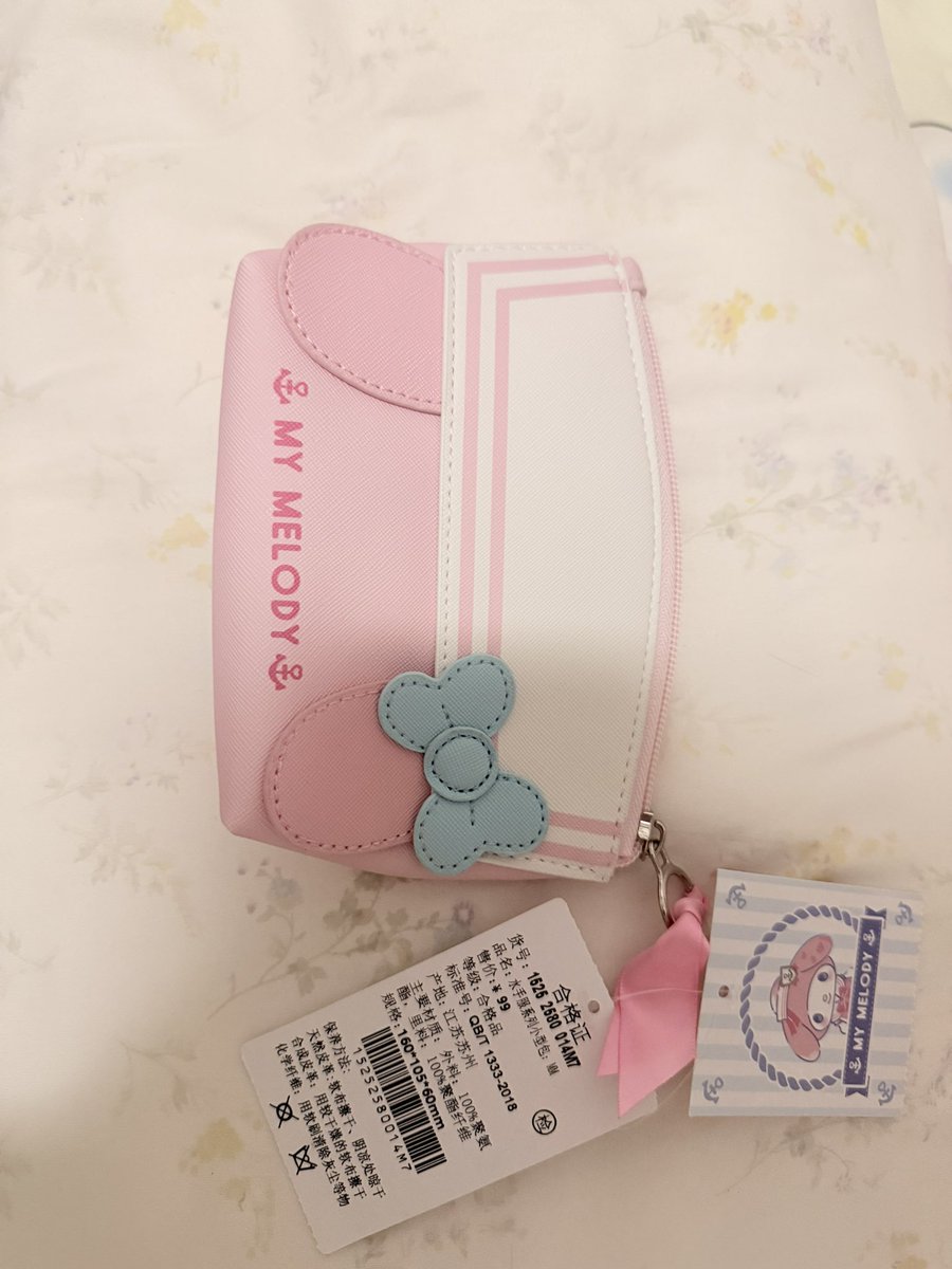 pomwangsudsud's tweet photo. กระเป๋าใส่เหรียญ mymelody sanrioเเท้
150(ซื้อมา500) https://t.co/pvrvLV6vWe