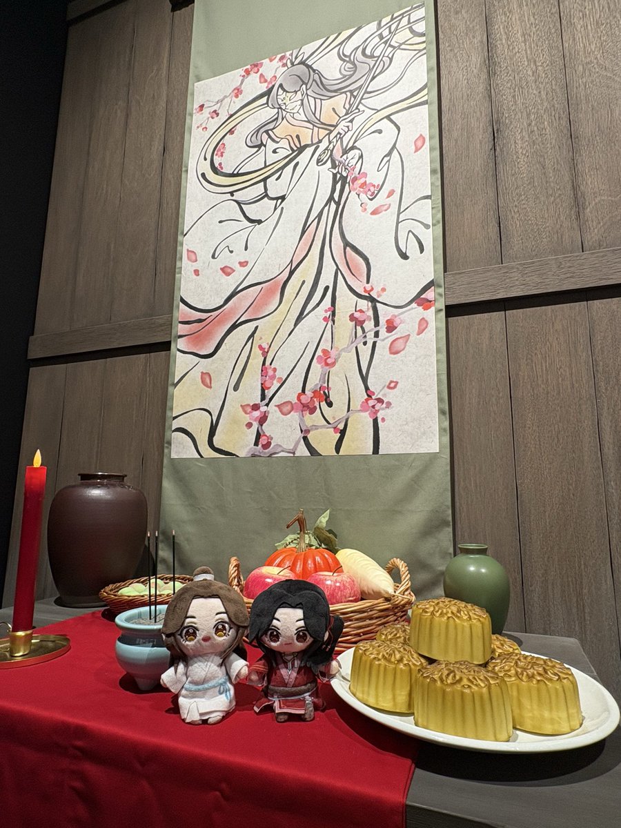 peruppipu's tweet photo. 天官展、最終日行ってきました！終わってしまうのが寂しい😢展示、映像、カフェ全て素晴らしかったです。本当にありがとうございました。また日本のどこか別の場所での開催、短編映像の追加(番外編！)、そして映像の円盤化待っています！
#天官賜福展東京 https://t.co/S8HnfOYvhi