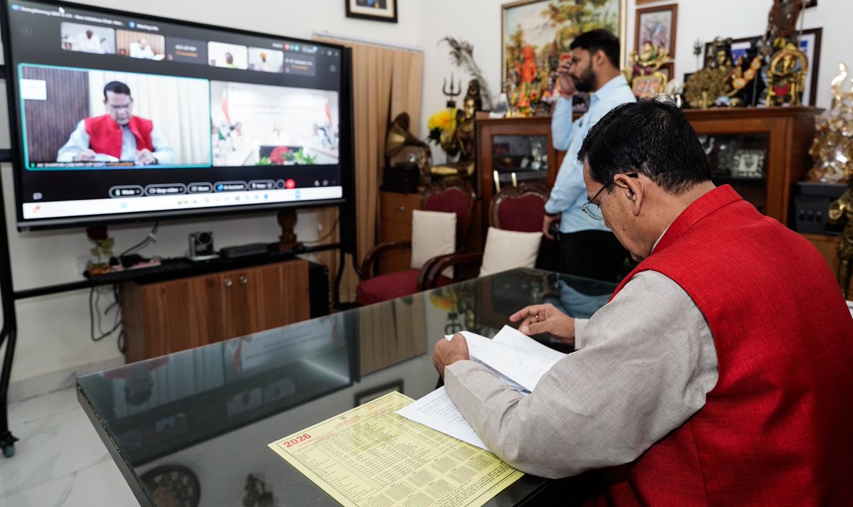 aksharmaBharat's tweet photo. Attended the launch of the PRAGATI 50 Initiative virtually today, chaired by Hon'ble Union Minister for Housing & Urban Affairs, Shri Manohar Lal Khattar ji.

Committed to accelerating urban cleanliness, solid waste & used water management under SBM-Urban 2.0 across 6 key cities in UP (Agra, Ayodhya, Lucknow, Mathura-Vrindavan, Prayagraj, and Varanasi).

Under the visionary guidance of Hon'ble PM Shri Narendra Modi ji, Uttar Pradesh is fully geared up to achieve sustainable sanitation and top-tier urban service delivery through structured monitoring!

@narendramodi @myogiadityanath  @NitinNabin  @AmitShah  @mlkhattar @mppchaudhary  @idharampalsingh 
#SwachhBharat #SBMUrban #PRAGATI50   #CleanIndia