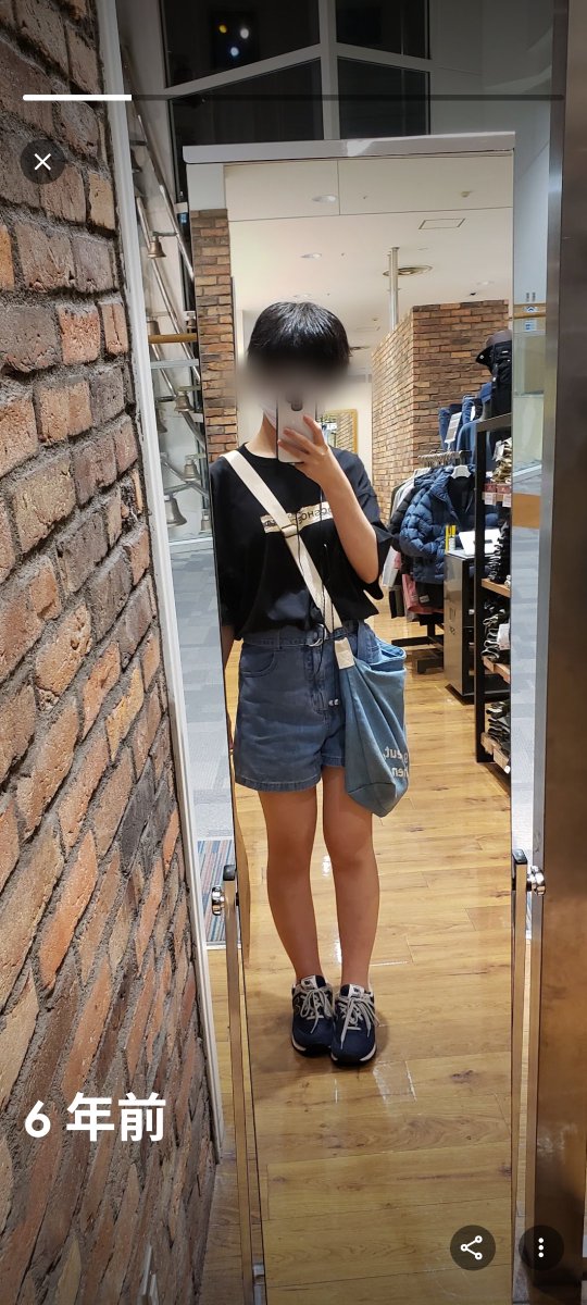 JuriBala1995's tweet photo. Google Photoの昨日で6年前の写真出てきたんだけど、細すぎて笑ってる。
旦那も驚愕。
あなたとお付き合い始める1年半前の私ですね。え？付き合い始めて何キロ増えたかって？
じゅう、、ご、きろ？？、、！！？ https://t.co/VFFWs6xmr5