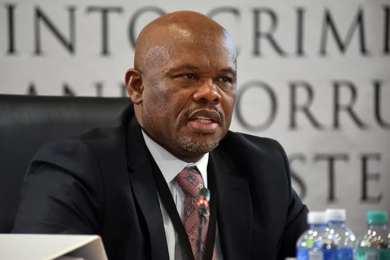 mbalis_bakery's tweet photo. Not Sibiya saying this case is politically motivated, it has nothing to do with what he did. At this point we can conclude that Sibiya is not okay ……… https://t.co/R5adPPvMRn
