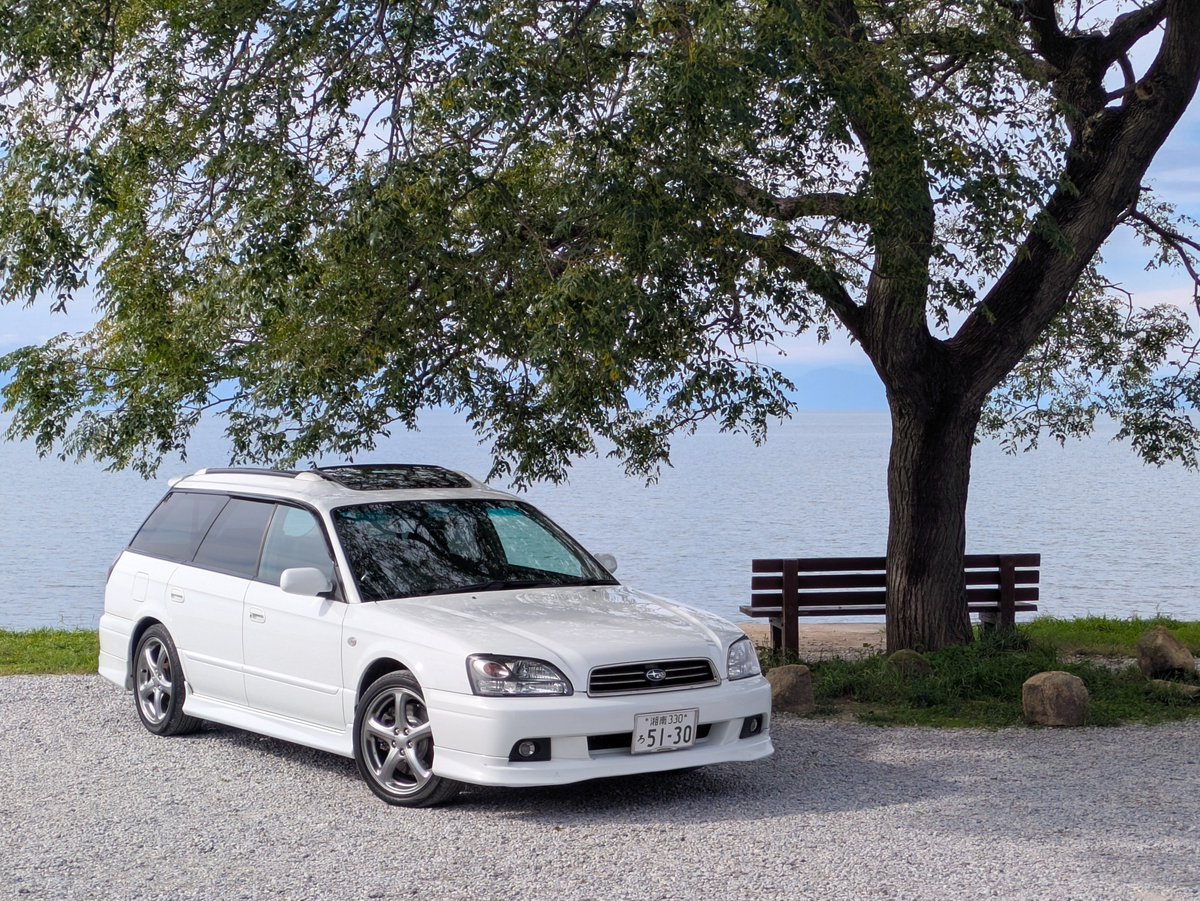 yuuki0825_WORKS's tweet photo. #レガシィ富士ターンパイクMT
主催と共にメインで運営を務めさせていただきます。
歴代レガシィを全部並べてみたい...そんな想いで企画した本イベント。
遂に実現出来て感無量です。

このようなイベントの運営は初めての為至らぬ点もあるかと思いますが、最高のイベントに出来るよう尽力いたします！ https://t.co/CS0lCEc8yZ