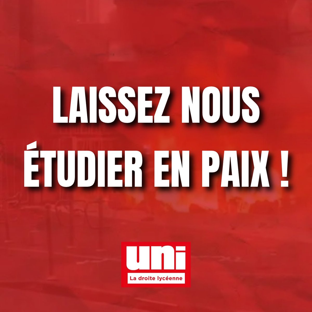 unilycee's tweet photo. Laissez-nous étudier en paix ! 

Stop aux blocages des lycées ! 🔴⚪️ https://t.co/sNlLm8wf2m