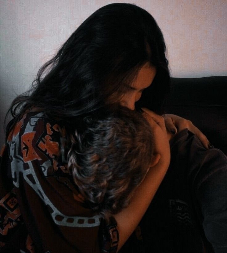 petalparadiseee's tweet photo. Oh to have hug like these https://t.co/SSnz0I5uWc