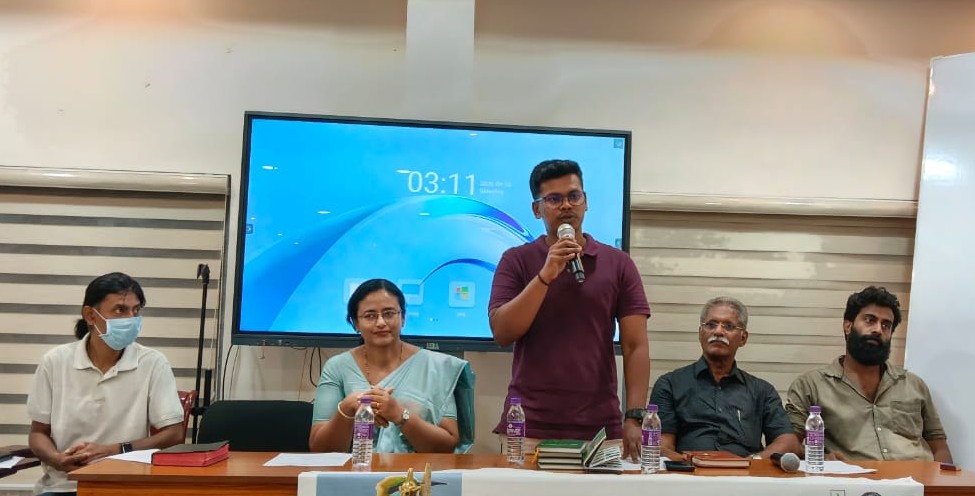 InstituteTies's tweet photo. Wings of Learning: BMM English Medium Senior Secondary School Launches 'Wings of Awareness'

Read More: https://t.co/QZTsVglB46

#TIESinstitute #wingsofawareness #buimercindiafoundation #bmmenglishmediumschool #orientationworkshop #birding https://t.co/zVfjEh530H