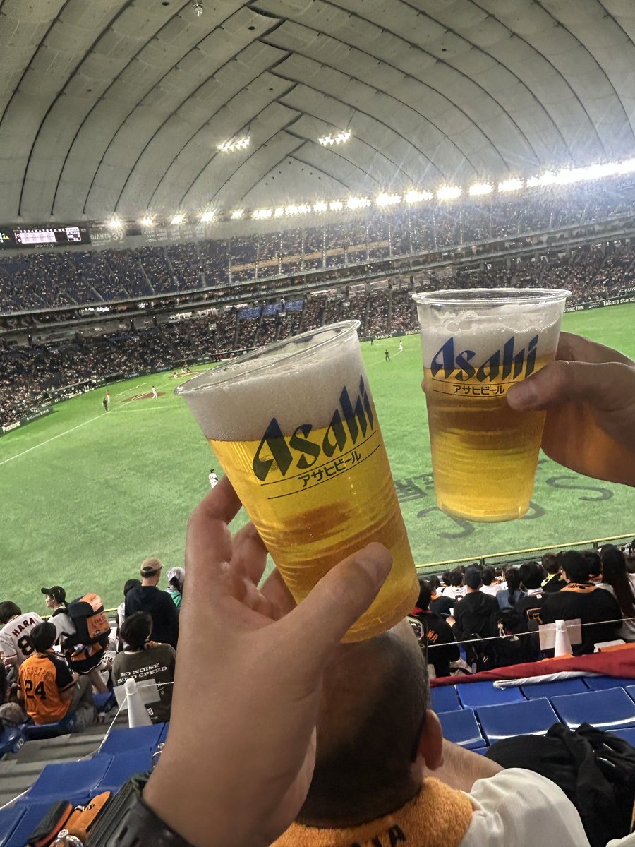Nikors326's tweet photo. 今年
初観戦！
楽しみます🍺 https://t.co/Yt8cqHG0BX