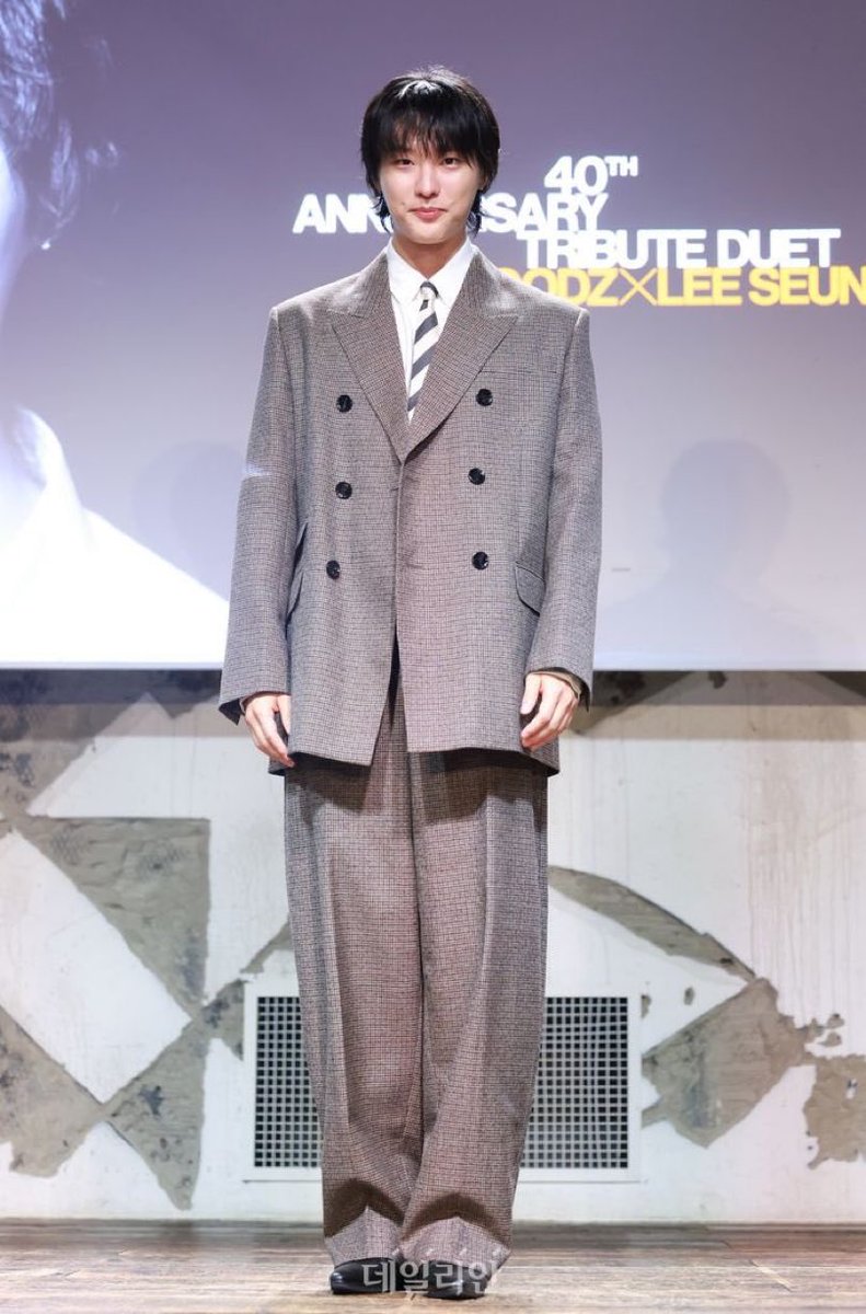 rfblii's tweet photo. 긴장한 얼딩 https://t.co/l6D9qF3DYm