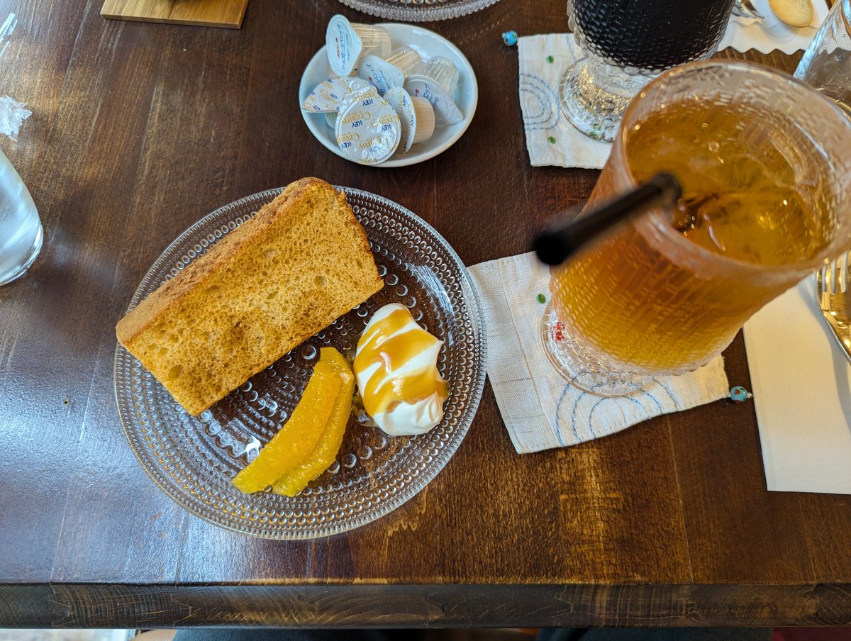 HIROKITI224's tweet photo. 和喫茶 金魚の柄　鎌倉
古民家カフェ
鎌倉にはカフェが多すぎて選べない https://t.co/Xa74lBZM2N