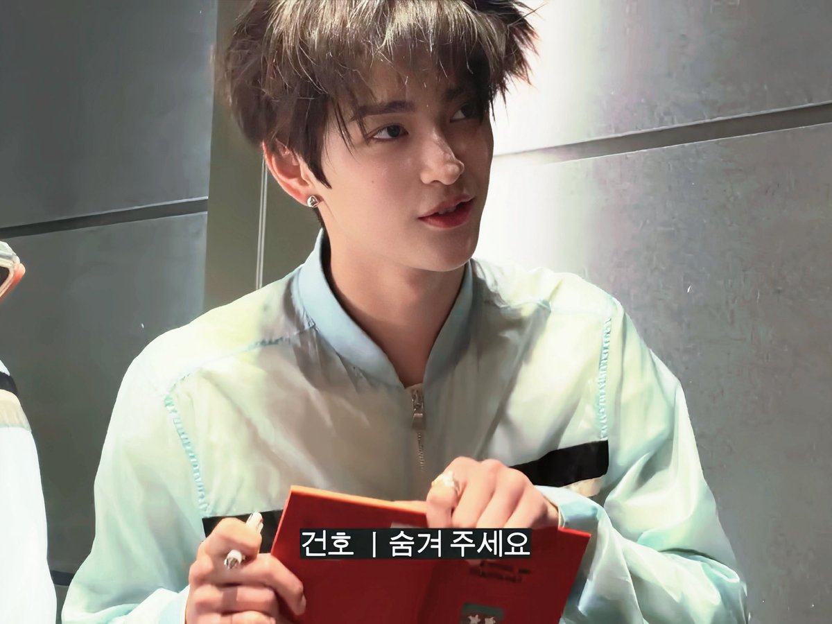Kisuwmt's tweet photo. Keonho, you’ll always be the one and only for every Ikeonic. ♡

#KEONHO #건호  #ゴンホ #ACEKEONMAKNAE https://t.co/XVv57nJBxO